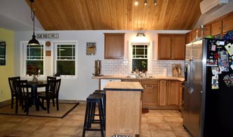 7 Mossy Ridge Rd, Belfast, ME 04915