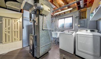 445 S Yale Ave, Addison, IL 60101