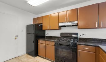 10643 WEYMOUTH St 103, Bethesda, MD 20814