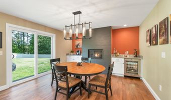 16 Palm Ln, Alton, NH 03809
