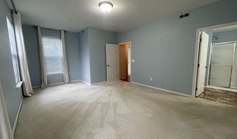 846 W Summerfield Gln Cir, Ann Arbor, MI 48103