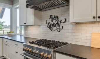 21625 BUTTEVILLE Rd, Aurora, OR 97002