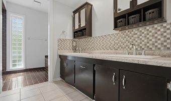 2206 Ashford Dr, Albany, GA 31721