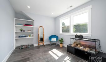 1 Jennlynn Dr, Arden, NC 28704