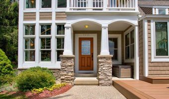 3235 Lakeview Dr, Allegan, MI 49010