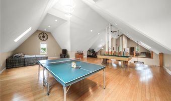 2969 Huntington Way, Aurora, OH 44202