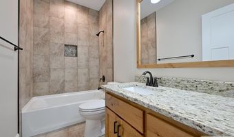 4922 Torcello Dr, Ammon, ID 83406