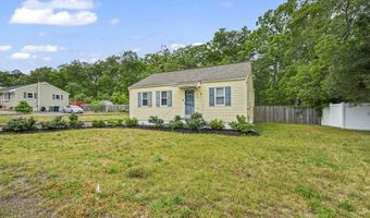 352 Leeward Ave, Beachwood, NJ 08722