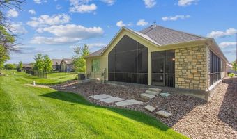 4867 N Prestwick Ave, Bel Aire, KS 67226