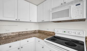 19501 W Country Club Dr 2011, Aventura, FL 33180