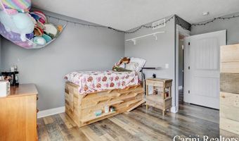 9035 Meadows Pointe Dr, Allendale, MI 49401
