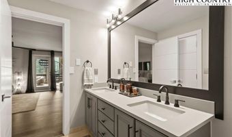 514 Raven Ridge Rd, Banner Elk, NC 28604