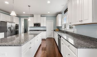 10 Gina Dr, Allentown, NJ 08501