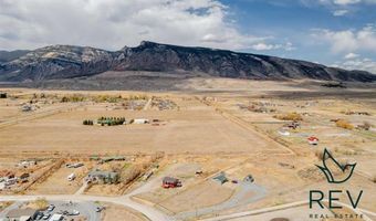 15 Arrowhead Dr, Cody, WY 82414