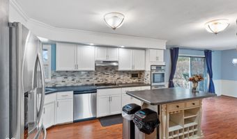 2016 Colt Rd, Indianapolis, IN 46227