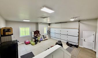 1538 Ashley Ln, Allenton, MI 48002