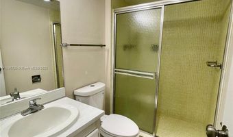 20400 W Country Club Dr 608, Aventura, FL 33180