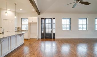 101 Consolation Dr, Millsap, TX 76066