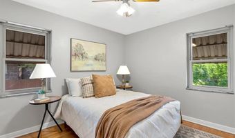 9211 Niles Pl, Affton, MO 63123
