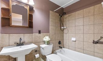 40 CAVENDISH Dr 40, Ambler, PA 19002