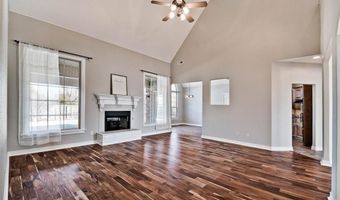 717 NE Essex Ct, Bentonville, AR 72712