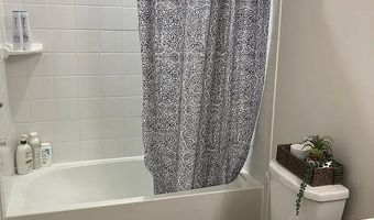3823 GREEN St, Claymont, DE 19703