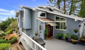 645 Skyward Dr, Aptos, CA 95003