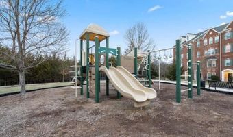 21552 ROMANS Dr, Ashburn, VA 20147