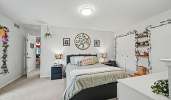 2785 Maitland Dr, Ann Arbor, MI 48105