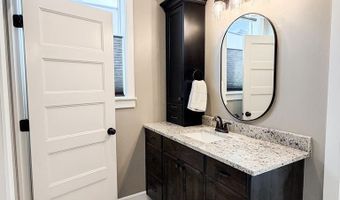 6560 E Crown Cres, Ammon, ID 83406