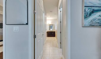 624 Winterside Dr, Apollo Beach, FL 33572