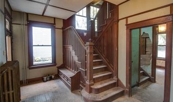 524 E 7th St, Alton, IL 62002