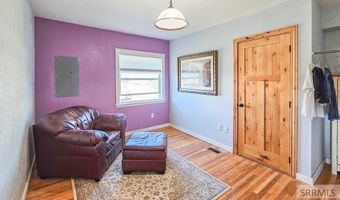 210 E Salmon Ave, Arco, ID 83213