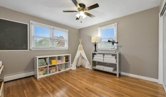 122 Thompson St, Boston, MA 02136