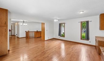 2818 Eisenhower Ave, Ames, IA 50010