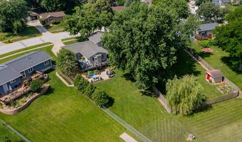 701 Garden Rd, Ames, IA 50010