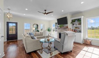 7132 County Home Rd, Ayden, NC 28513