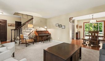640 Clearview Ct, Algonquin, IL 60102
