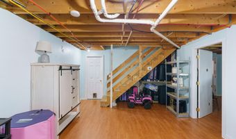 211 Oak St, Bath, ME 04530