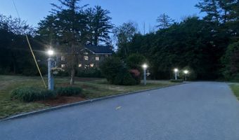 4 Battcock Rd, Billerica, MA 01821