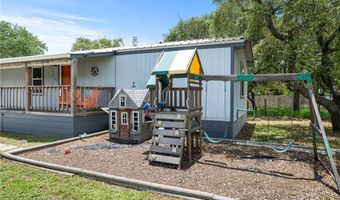 649 W Magnolia Ave, Aransas Pass, TX 78336