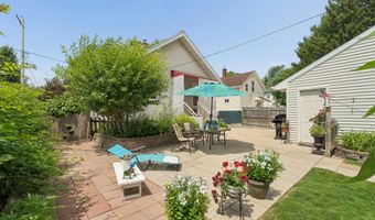 1320 N HARRIMAN St, Appleton, WI 54911