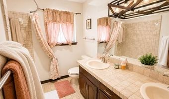 824 Virginia Ln, Ardmore, OK 73401