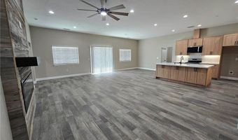 20401 Tonawanda Rd, Apple Valley, CA 92307