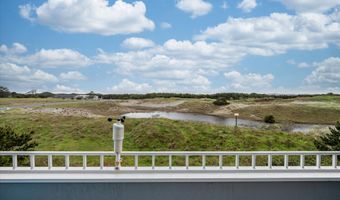 1323 VILLAGE Loop, Bandon, OR 97411