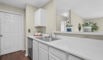 6767 Meadow Creek Dr 104, Columbus, OH 43235