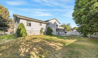 2375 Clover Ln, Blackfoot, ID 83221