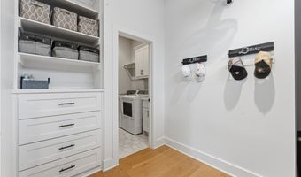 1105 SW Alleghany Ave, Bentonville, AR 72713
