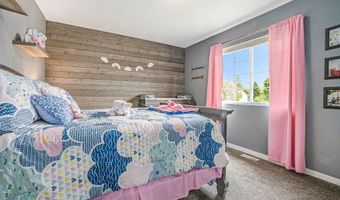 10913 Douglas Dr, Allendale, MI 49401