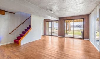 150 Yacht Club Cir, Altamont, MO 64640